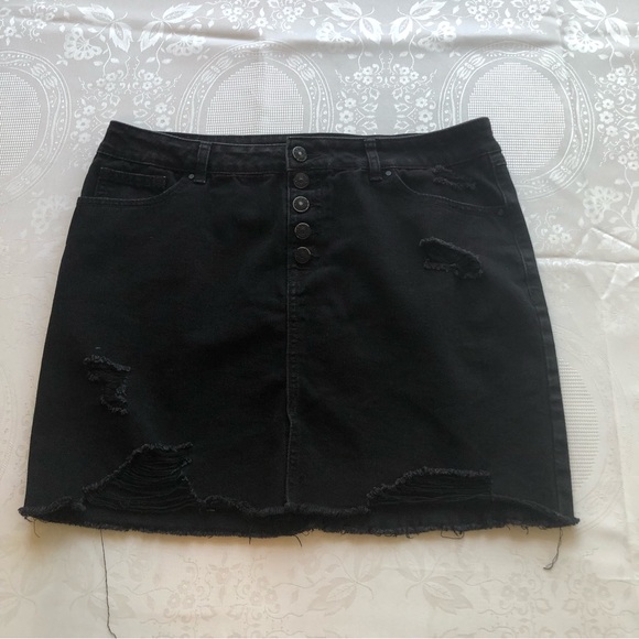 Rewash Brand Women’s Size 13(31) Black Mini Denim Jeans Skirt Ripped Button-Fly - Picture 14 of 16